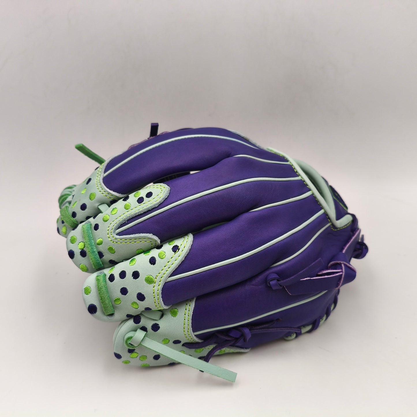 Spider Diamond “Purple Reign” Dig It Glove *PRE ORDER* 4 WEEKS